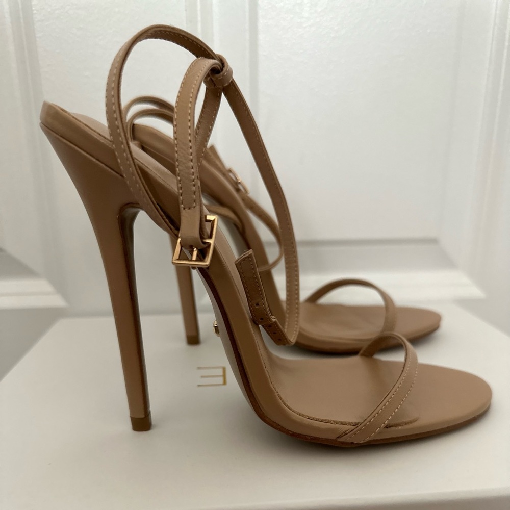 Raye Bali Light Nude Heels BNIB 7.5